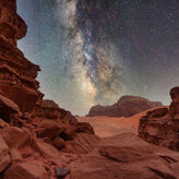 El Valle de la Luna existe y est en Jordania as es Wadi Rum bajo las estrellas