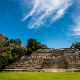 Astroturismo en el Sitio Arqueolgico Caracol Belice Las Estrellas y la Historia Maya