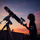 La primera vez que miras las estrellas todo lo que te pasa y no te cuentan