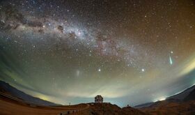 Lluvia de estrellas Lridas 2026 cmo cundo y dnde verlas en su mejor momento