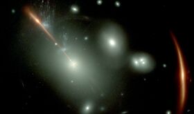Webb descubre un agujero negro gigante oculto en una galaxia aparentemente tranquila