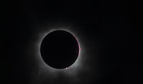 Las perlas de BailyCuando el Sol se transforma en un collar de diamantes