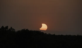 El Gobierno confirma un eclipse sin incidencias graves pese a la gran afluencia El Gobierno confirma un eclipse sin incidencias graves pese a la gran afluencia