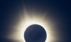 Astronoma Cercana hace balance del eclipse vivido desde el Castillo de Cullar Astronoma Cercana hace balance del eclipse vivido desde el Castillo de Cullar