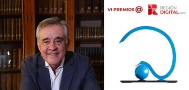 Rafael Bachiller recibe el Premio Turismo de los VI Premios  ReginDigital