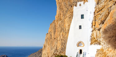 Amorgos la isla griega donde el Mediterrneo an tiene cielos oscuros