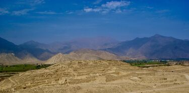 Caral la Ciudad Sagrada en Per fue orientada por los astros