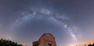 Ocho pueblos con cielo propio en Espaa Destinos rurales que te robarn el corazn