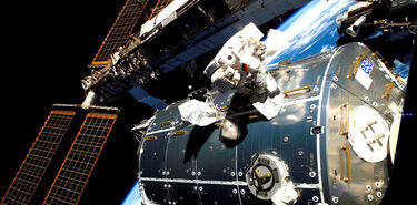 Columbus cumple 100000 rbitas un hito de la ciencia europea en la ISS