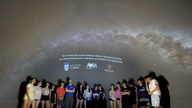 Taller de estrellas en Naturavila 2025