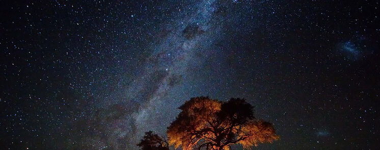 Un refugio de vida salvaje y de estrellas en el desierto de Namibia