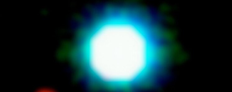 Cul fue la primera foto de un exoplaneta