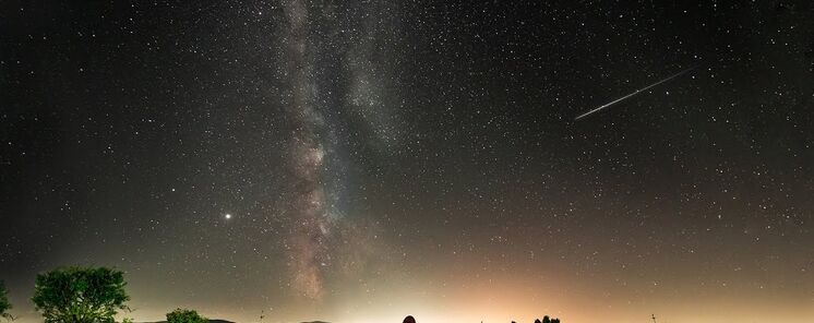 Destinos naturales y observatorios para una noche estelar en Rumana  