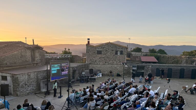 Sierra de Gata celebra su cielo Starlight entre castillos estrellas y autenticidad