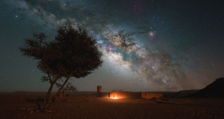 Ouzina Network Telescope Una historia de amor entre el desierto rosa y las estrellas