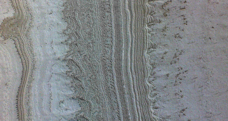 Arcillas y no agua son probablemente las causantes de los lagos de Marte