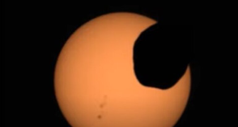 Espectaculares imgenes de un eclipse solar en Marte