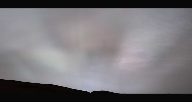 Curiosity de la NASA ve los primeros rayos de sol en Marte