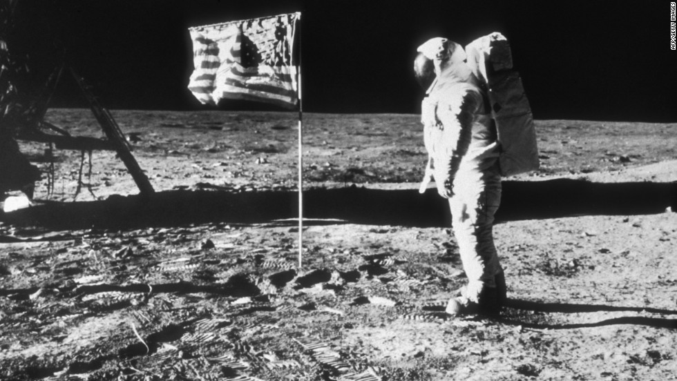 Neil Amstrong en la Luna 