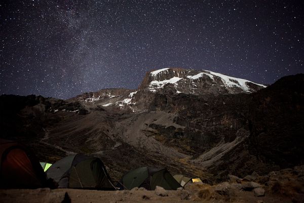 Noche en el Kilimanjaro