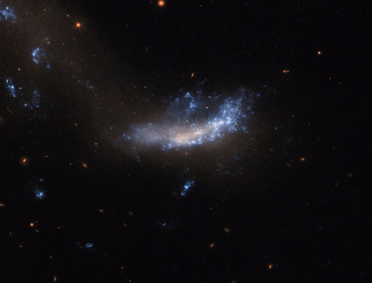 Galaxia UGC 5189A
