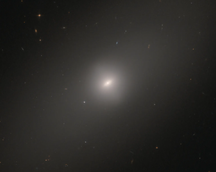 Galaxia NGC 3384