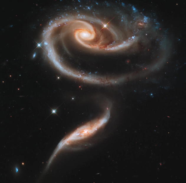 Rosa de Galaxias, Hubble