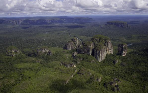 Estrellas en Chiribiquete, Colombia